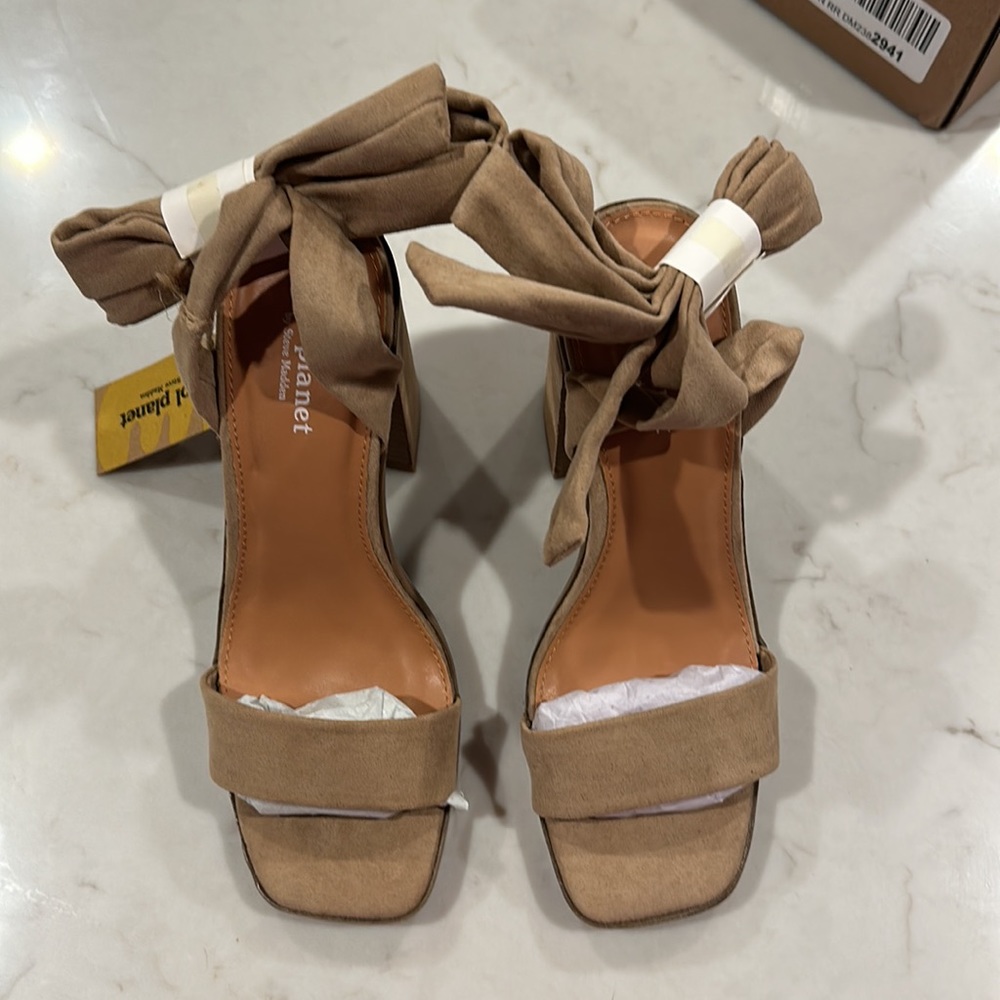 NWT Steve Madden heels women’s size 8.5